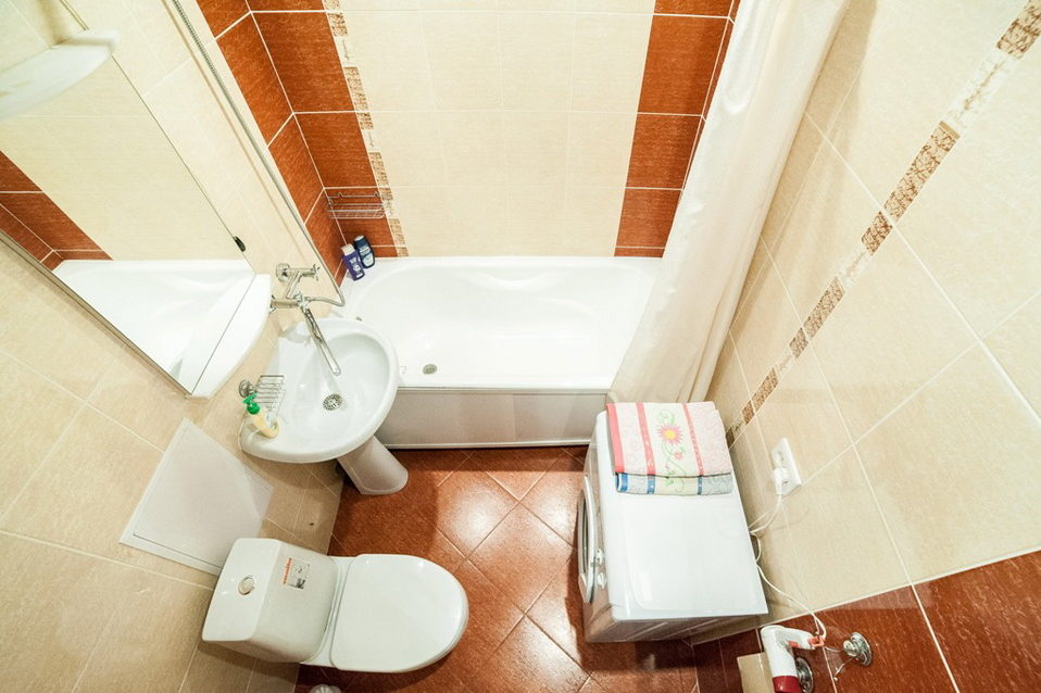 Совмещенный санузел с ванной фото