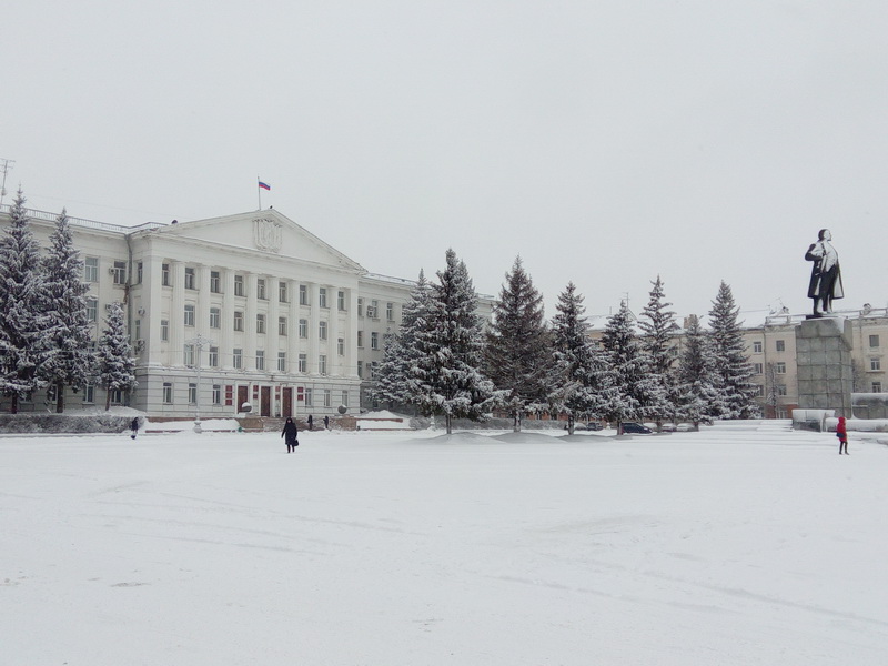 Фото - центр Кургана зимой